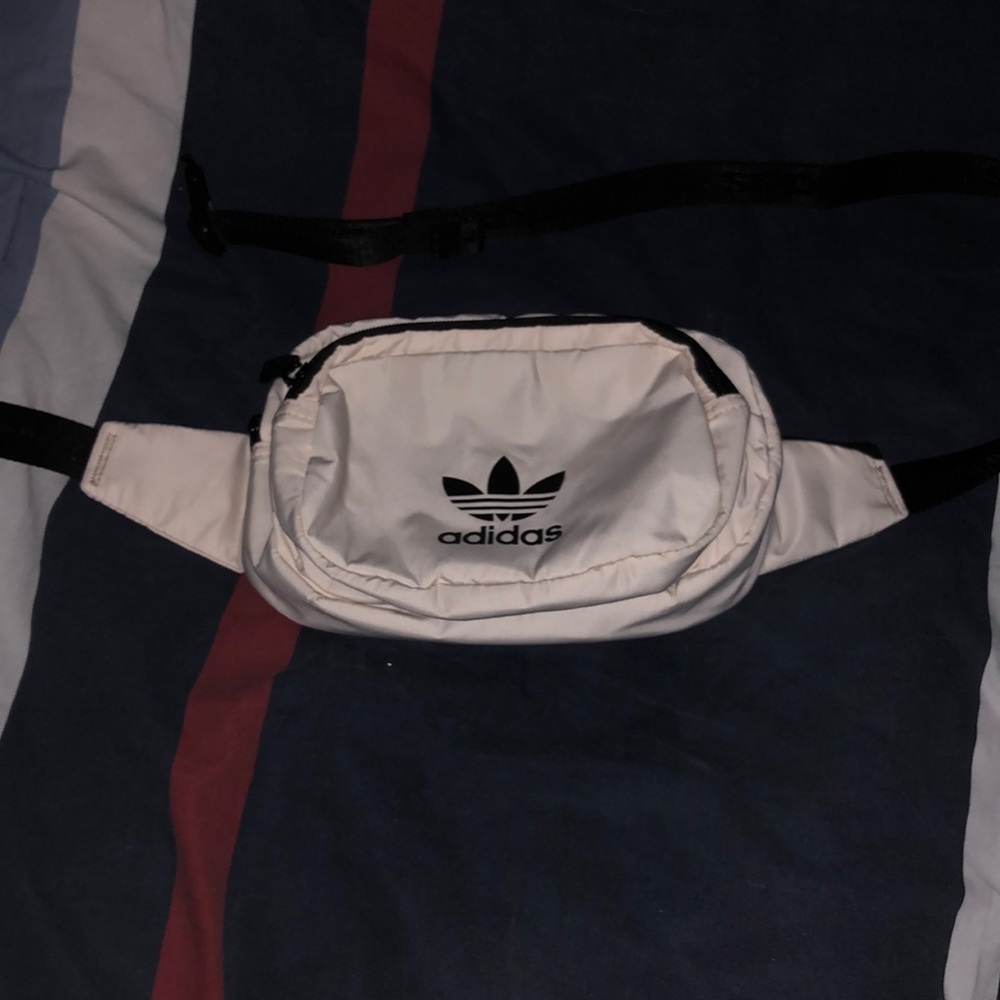 Adidas Cross Chest